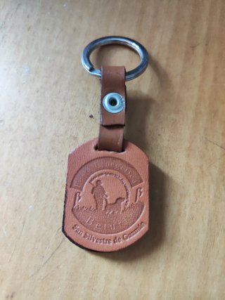 Llavero de cuero San Silvestre de Guzmán