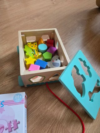Lote juguetes madera: encajables, puzzle, musical