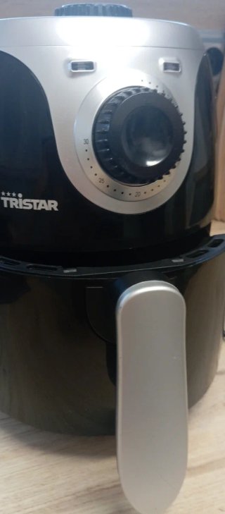 Freidora de Aire Tristar Negra. 2 Litros No envios