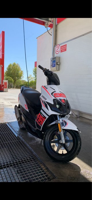 Yamaha Jog RR 49cc Scooter Automática