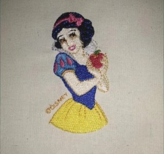 Funda libro/tablet Princesas Disney bordadas