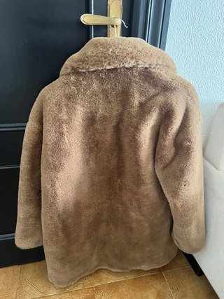 Abrigo pelo Zara beige/marrón