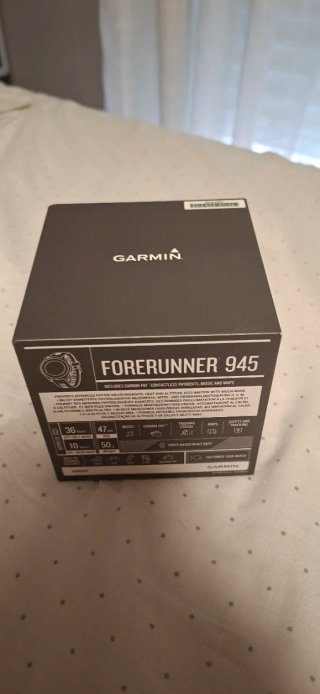 Caja Garmin Forerunner 945 + 2 Protectores