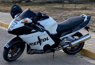 Honda Super Blackbird XX 1100 Bl/White “Repsol”