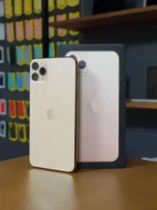 IPHONE 11 PRO MAX 64GB DORADO BATERIA 100%