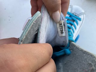 Patines artísticos blancos y azules