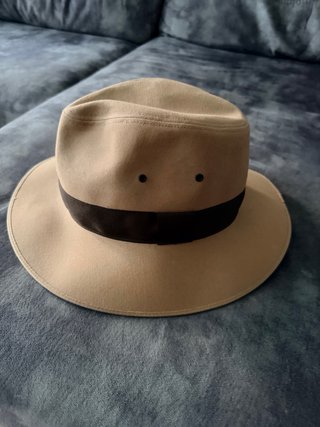 Sombrero estilo Indiana Jones beige