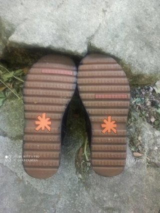 Botines negros de cuero