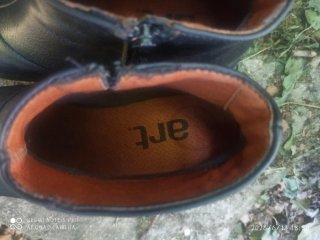 Botines negros de cuero