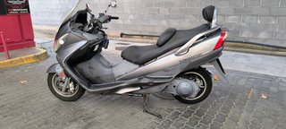 Suzuki Burgman 250 - 2006 negociable