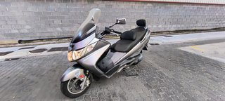 Suzuki Burgman 250 - 2006 negociable
