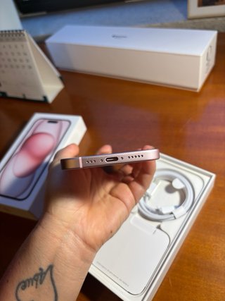 iPhone 15 Rosa