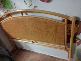 Cabecero de cama de ratán 135cm