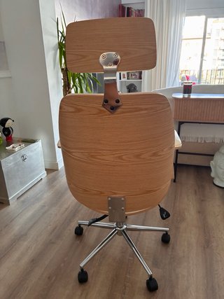 Silla de oficina madera y polipiel crudo