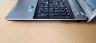 Samsung RV520 i3 SSD Windows 11 Pro