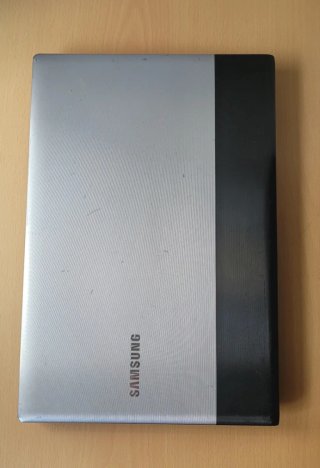 Samsung RV520 i3 SSD Windows 11 Pro
