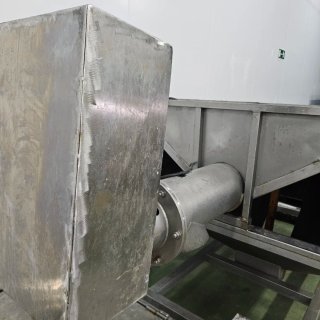 Tolva y sinfín industrial