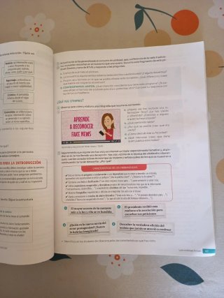 Lengua castellana y Literatura Revuela : 4 Secu...