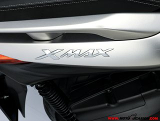 YAMAHA X-MAX 400 -APTA A2-
