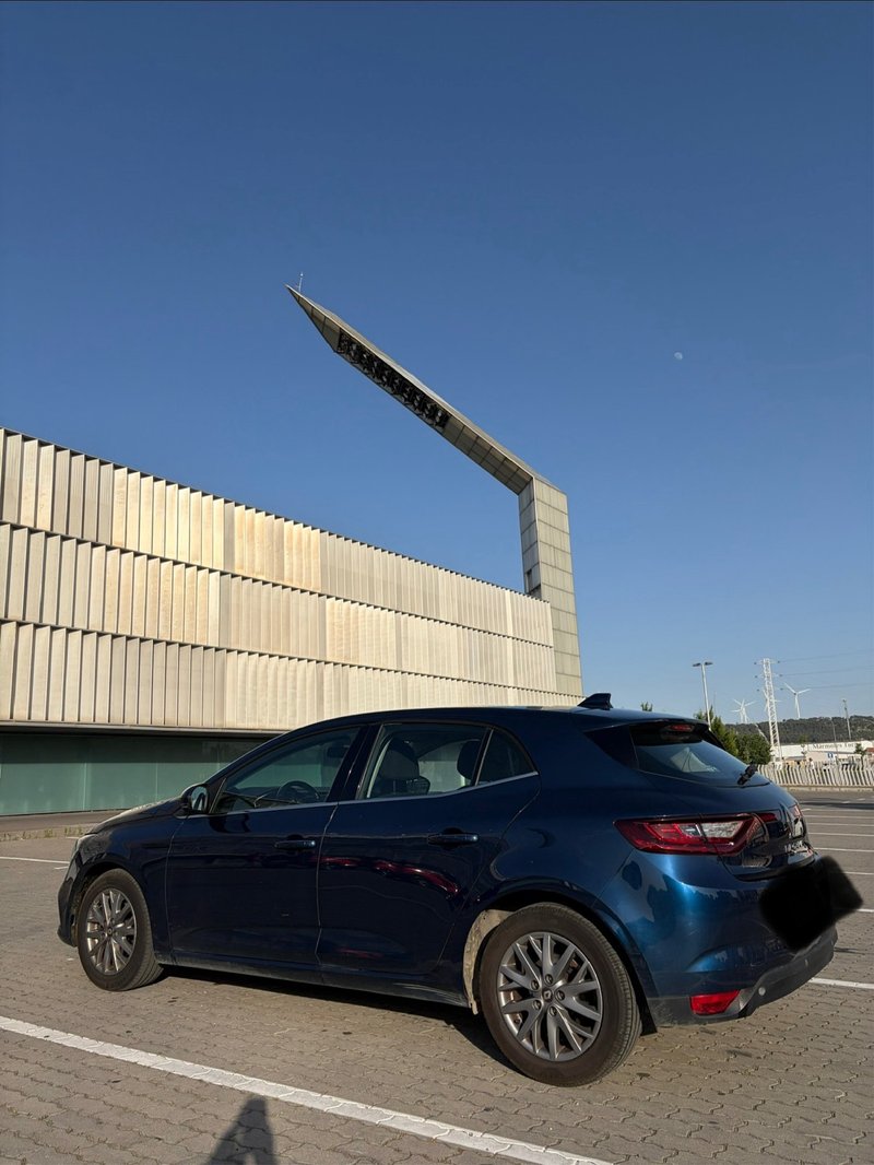 Renault Megane 2017 - foto 1