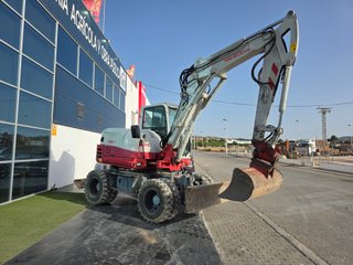 Excavadora de ruedas Takeuchi TB 295 W