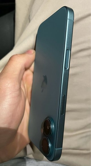 iPhone 16