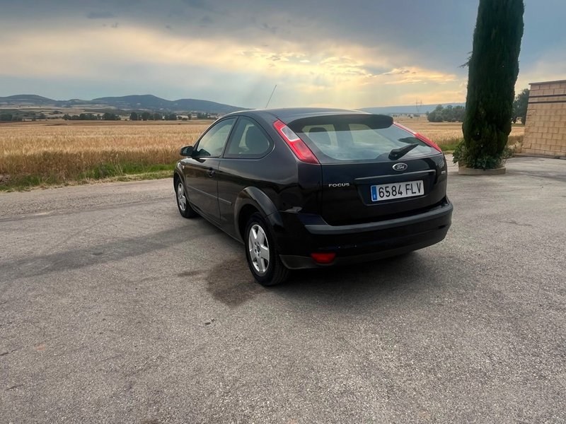 Ford Focus 2007 - foto 1