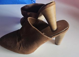Lote de zapatos de tacón y cuña