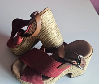 Lote de zapatos de tacón y cuña