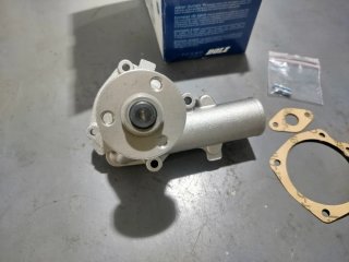 Bomba de agua Seat 124 1430