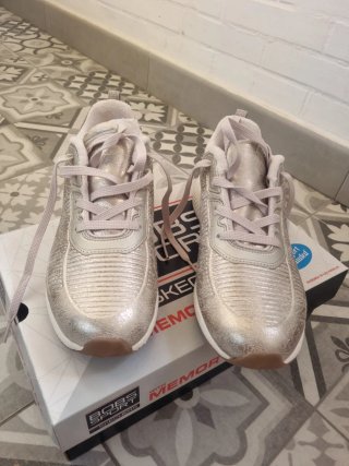 Tenis Skechers Plata Talla 40