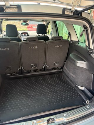Peugeot 308 2013