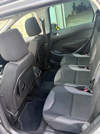 Peugeot 308 2013