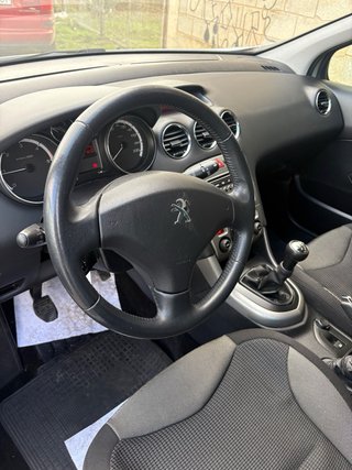Peugeot 308 2013
