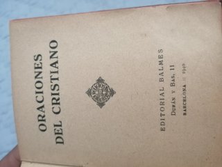 Antiguo librito de oraciones del cristiano