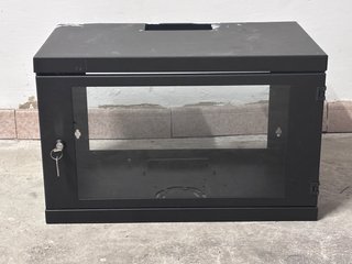 Armadio Rack 19 con Vetro