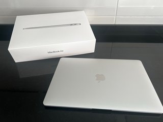 MacBook Air M1 Plata