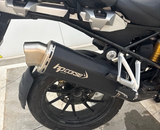 BMW R 1250 GS Exclusive Negra y Dorada