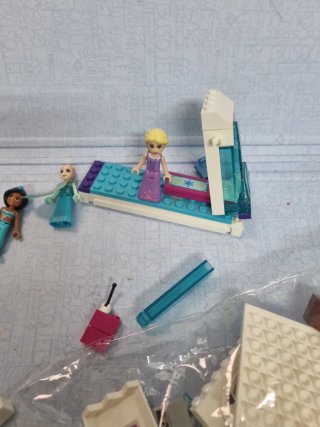 Lote de piezas LEGO según fotos