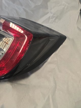 Portón trasero Honda Civic 2018