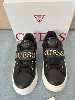 Scarpe Guess nere oro taglia 35