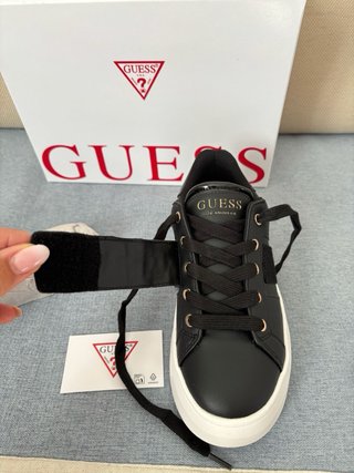 Scarpe Guess nere oro taglia 35