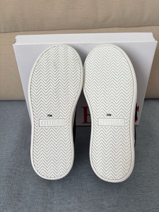 Scarpe Guess nere oro taglia 35