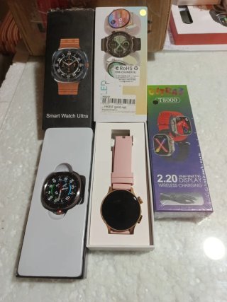 Lote de 3 Smartwatch ( Uno precintado)