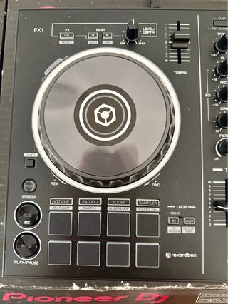 Controlador DJ Pioneer DDJ-RB
