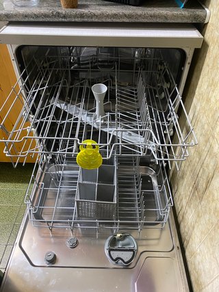¡GANGA! Lavavajillas/Zanussi/ZE 913 - precio: 30€
