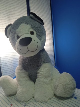 Oso de peluche grande gris y blanco