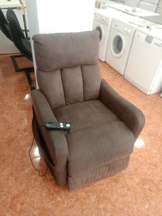 Sillón eléctrico marrón