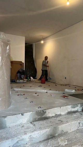 Solador y alicatador profesional tarima laminado