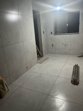 Solador y alicatador profesional tarima laminado